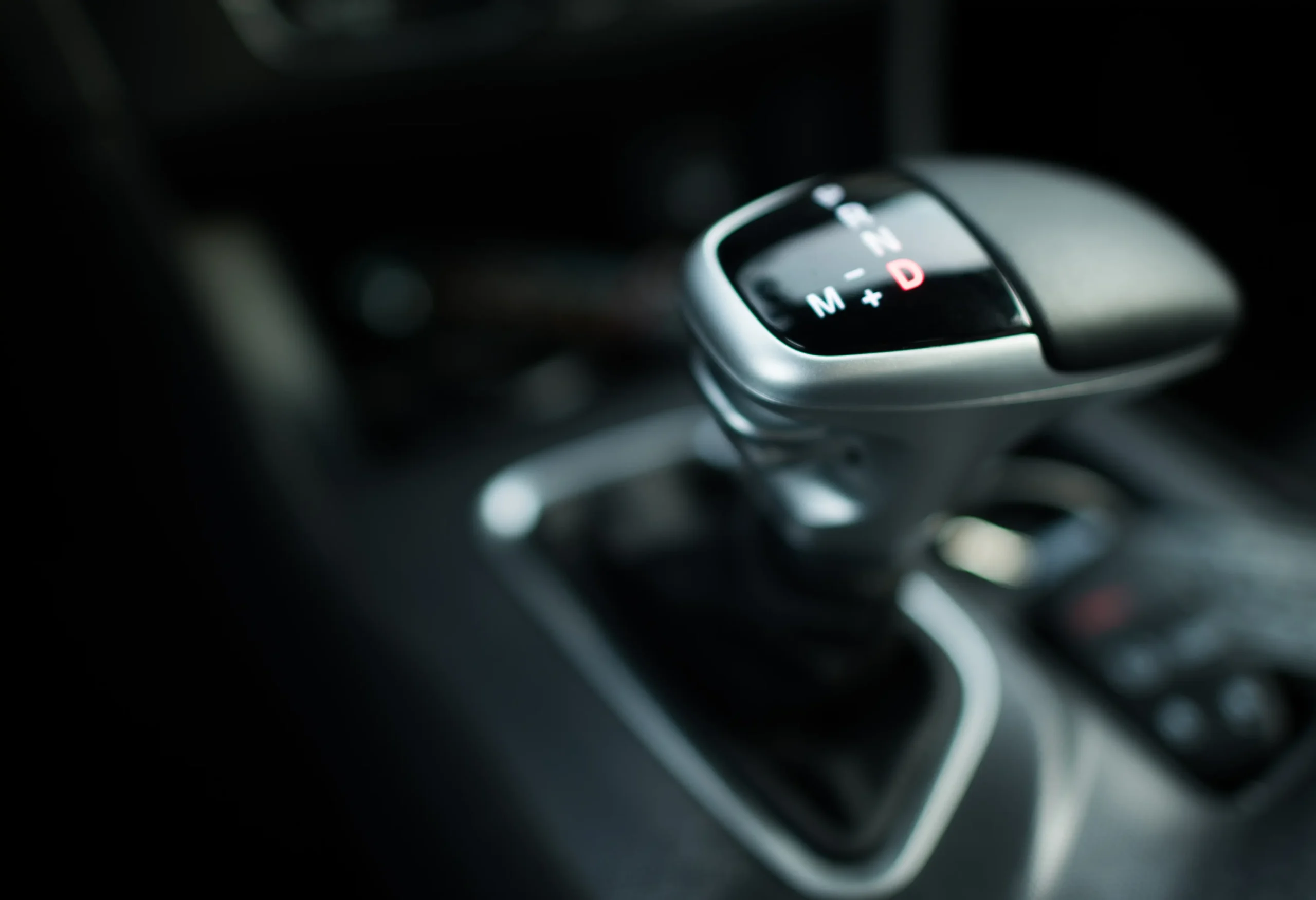 Close-up van een automatische versnellingspook